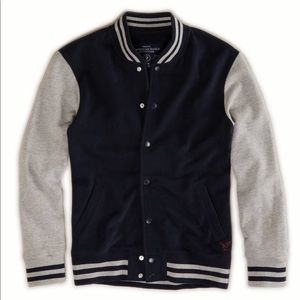 AMERICAN EAGLE OUTFITTERS Men’s Varsity Jacket